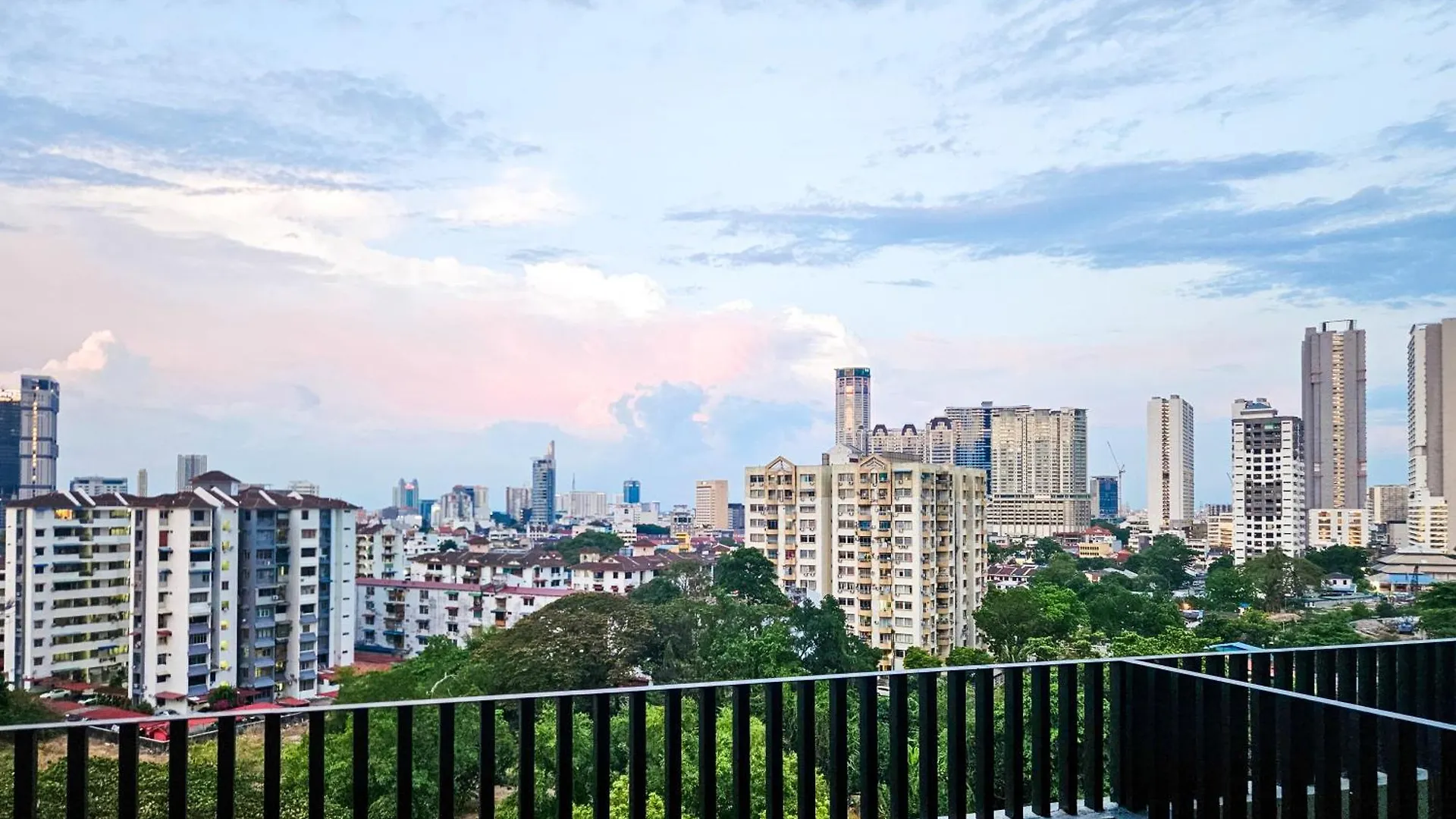 Beacon Executive Suite By Ngn - Georgetown Penang